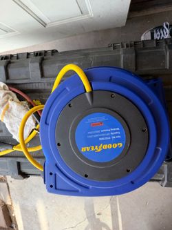 Air hose reel