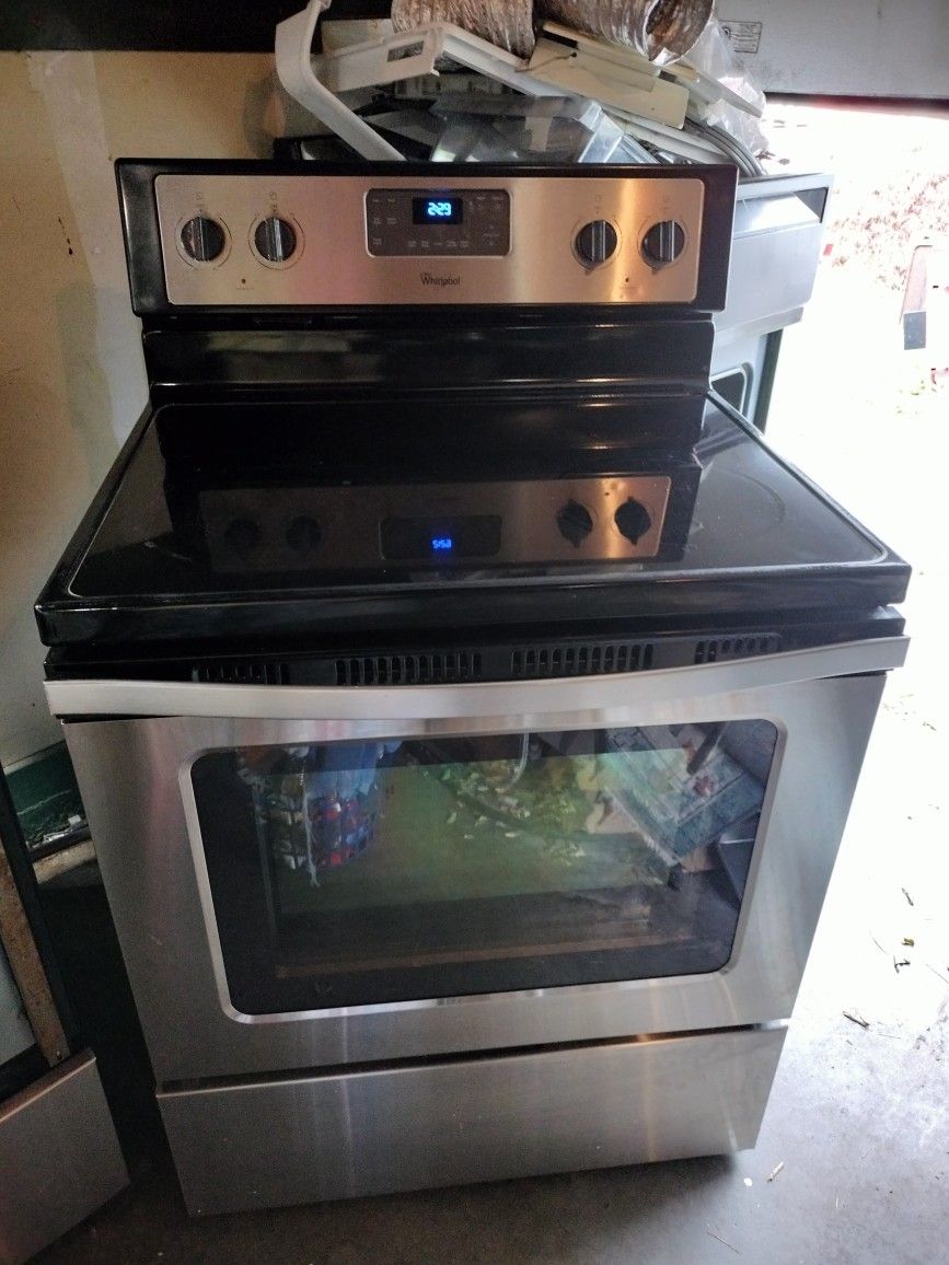 Whirlpool Stainless Glass Top Range (Stove /Oven) - Can Deliver