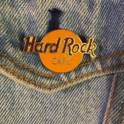 Hard Rock Cafe  Vintage Collector Pin
