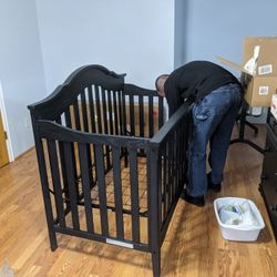 Delta Crib W/ Nightstand, Toddler & Full Bed Rails (Includes Free Mattress)