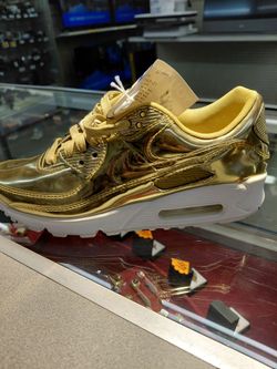 Nike gold shoes