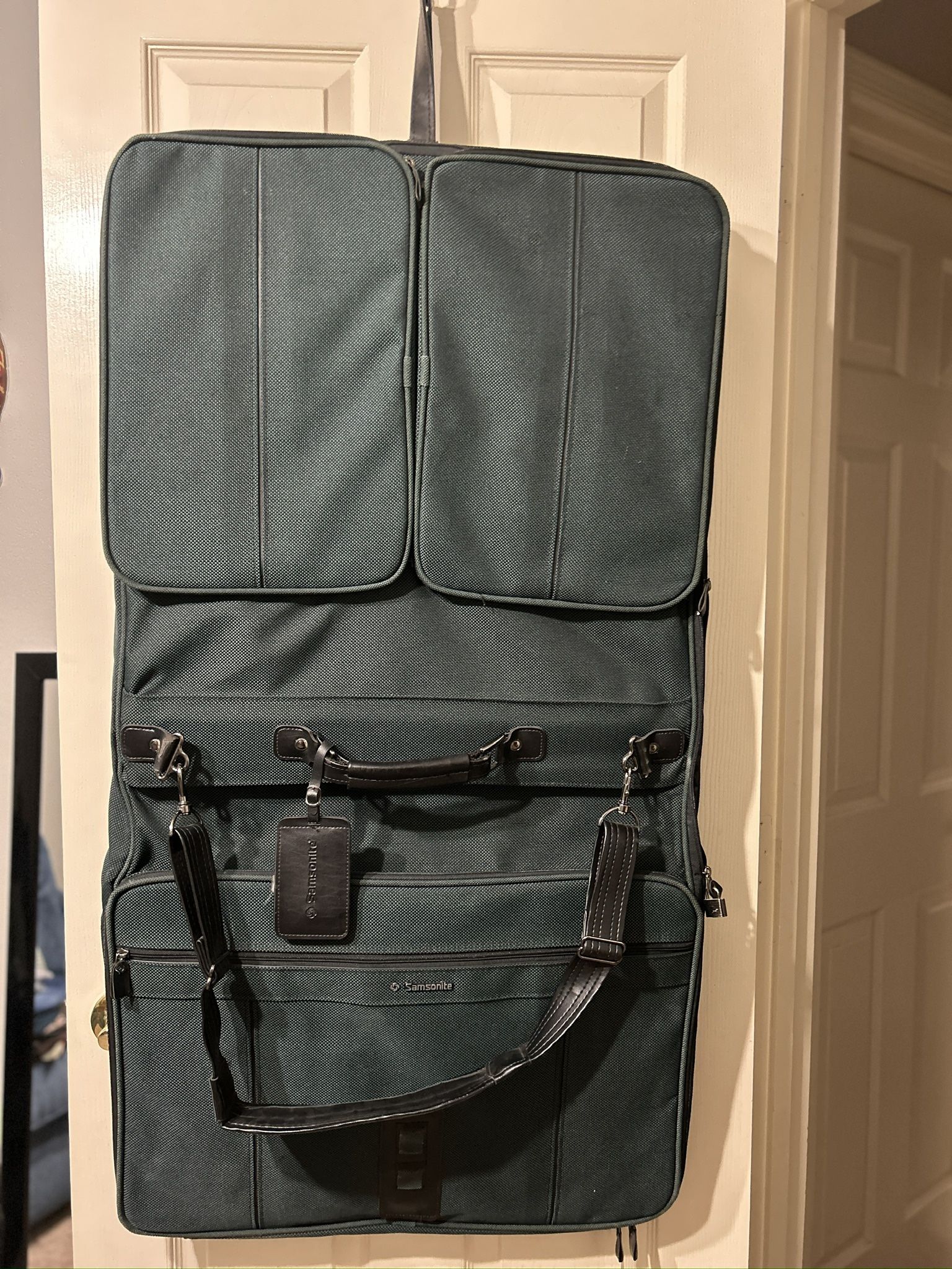 Samsonite Garment Carry Bag 💼