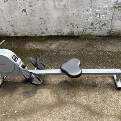 Sunny Health & Fitness Magnetic Rowing Machine (SF-RW5885) – Like New
