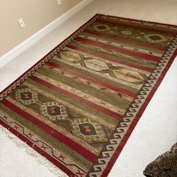 Indian Rug (60” X 96”)