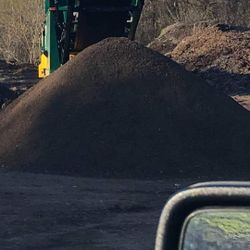 Screened Topsoil, Dirt, Stone, Mulch, Sand, and Landscape Blocks/Pavers/Boulders For Sale with Delivery! 