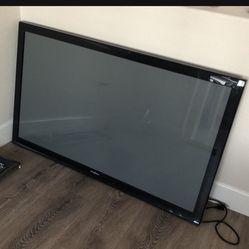 50 Inch TV With Remote 