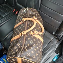 Louis Vuitton Duffle Bag 