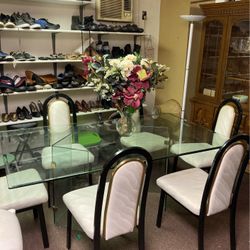 Glass Table And Chairs 