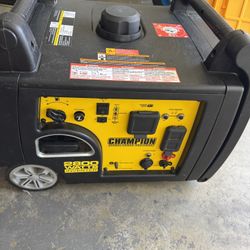 2800 Watt Champion Inverter Generator (read Description)