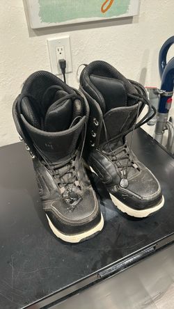 M3 snowboarding boots SIZE 11