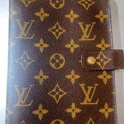 2014 Louis Vuitton "Agenda" Day/Business Planner.