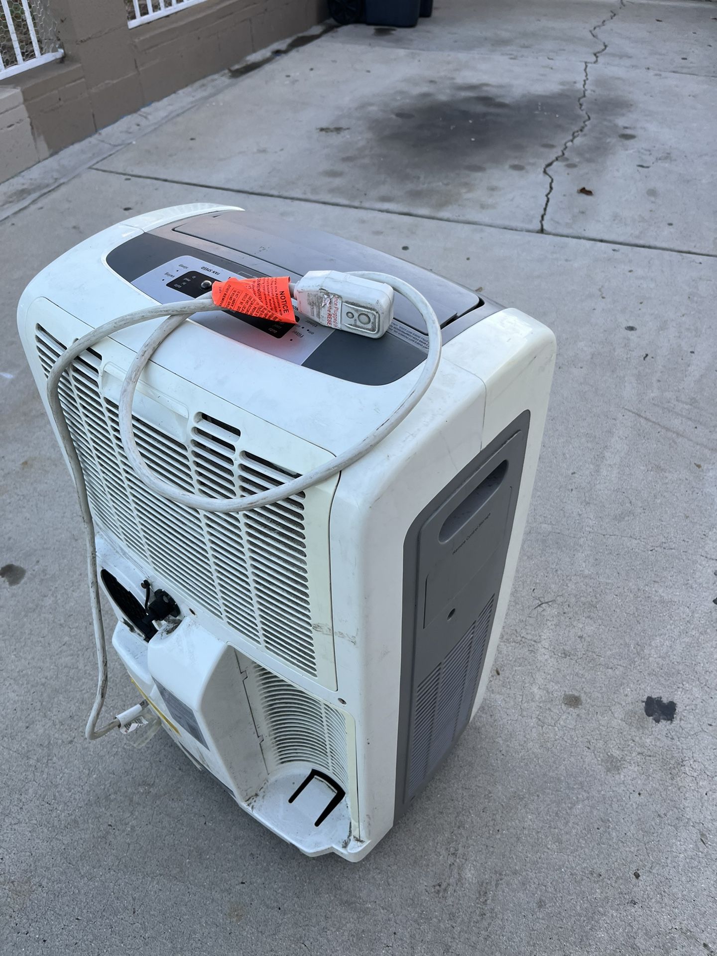 Air Conditioner