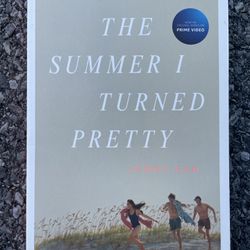 The Summer I Turned Pretty Ser.: The Summer I Turned Pretty by Jenny Han (2022)