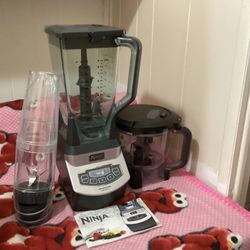 Ninja Professional Blender And Single Serve 1100 Watts 
