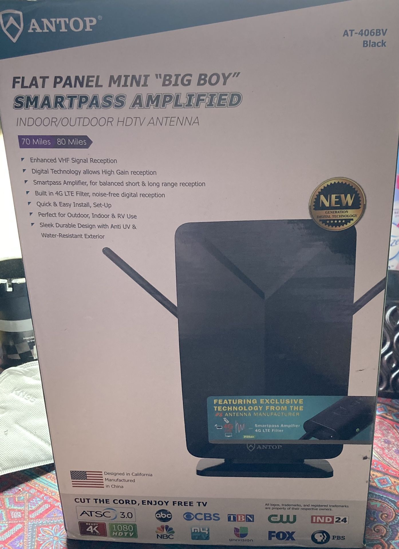 Indoor /outdoor HDTV Antenna