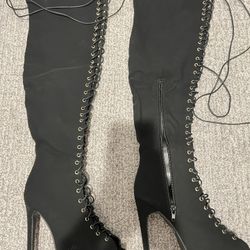 Women’s Open Toe/Laces Boots