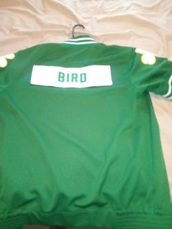 Mitchell & Ness Larry Bird Shooting Shirt in Green for Men