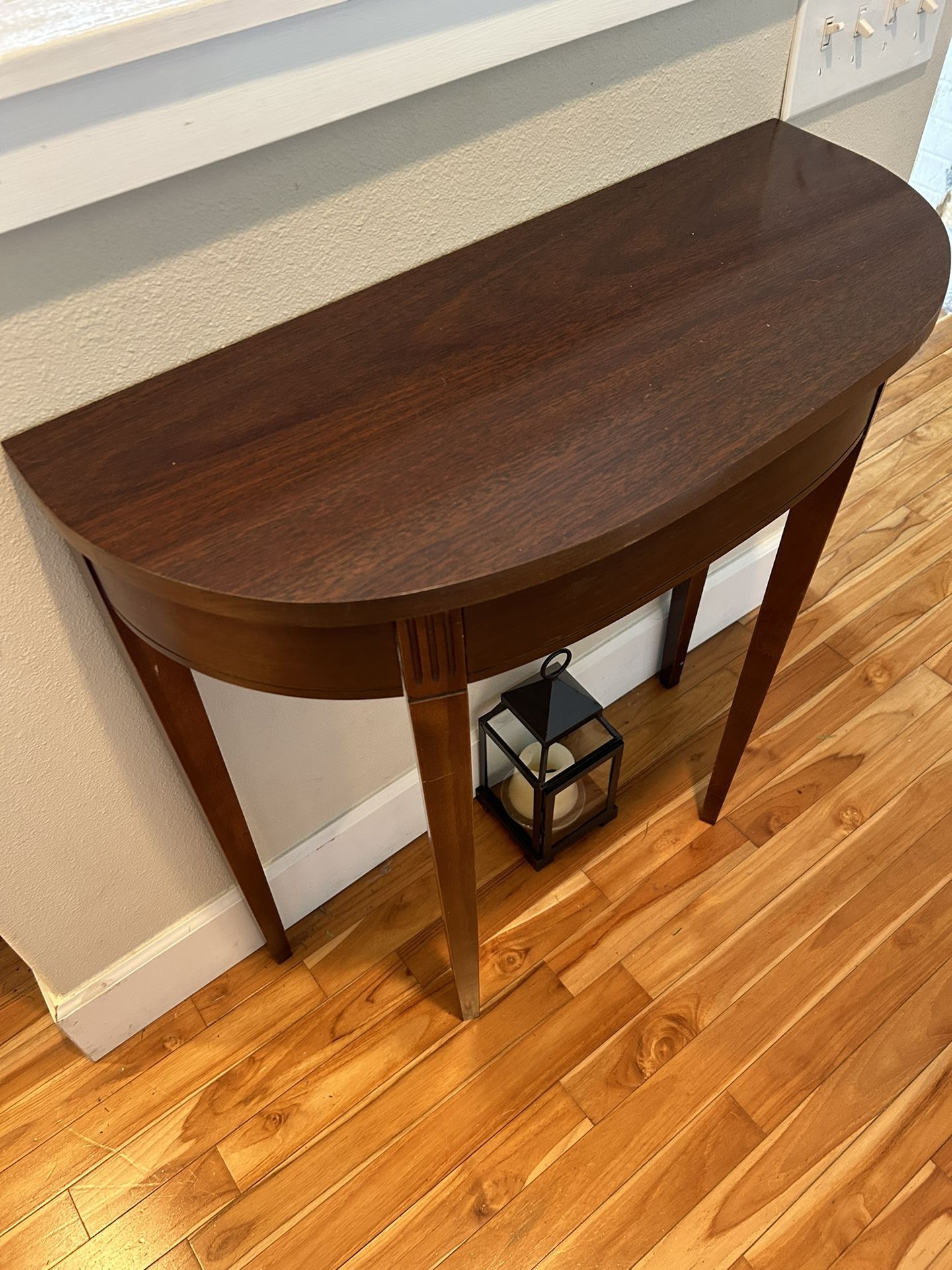 Beautiful Accent Table 