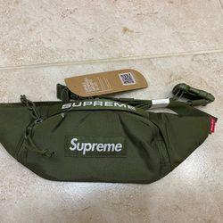 Supreme Fanny Bag