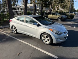 2012 Hyundai Elantra