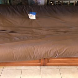 Futon With Drawers 