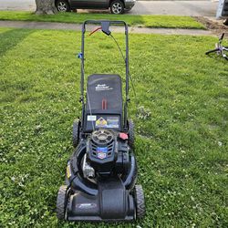 7.25hp Self Propelled High Wheel Craftsman Lawn Mower With The Bag  & Brand New Blade