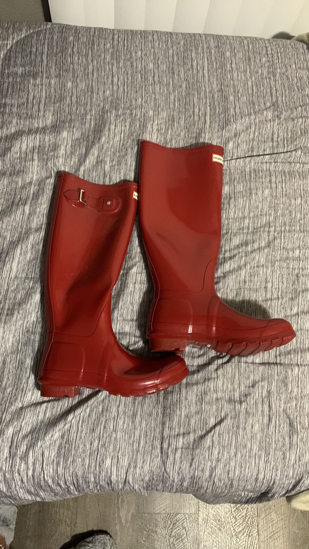 Hunter Women's Original Tall Rain Boots in Red
