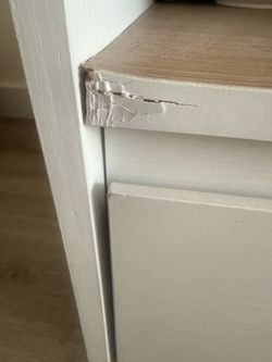 Free tv stand must go by tomorrow