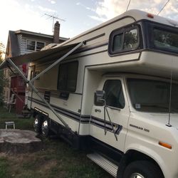 1989 Holiday Rambler Imperial 27’