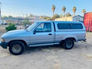1989 Toyota Pick-Up