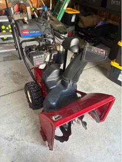 Toro Snowblower Power Max 826 LE