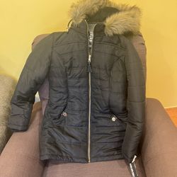 Size Small Woman’s Winter https://offerup.com/redirect/?o=SmFja2V0Lm5ldw== With Tags$125 .black Color