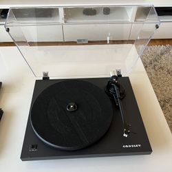 Crosley C6 Turntable 