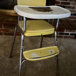 Antique High Chair - yellow 