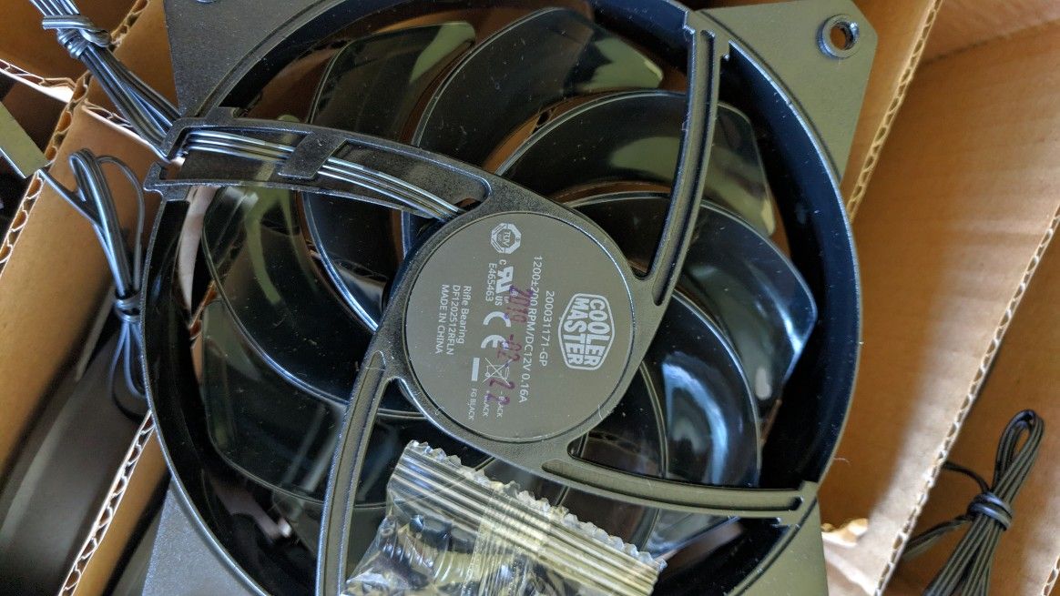 Cooler master fans 4 pin brand new great quality pack of 5