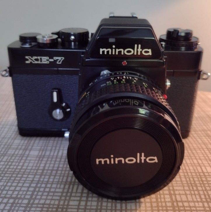 Vintage 35mm Minolta XE-7 Camera + Equipment 