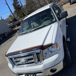 2008 FORD F-150 XLT (ONLY 1 OWNER)
