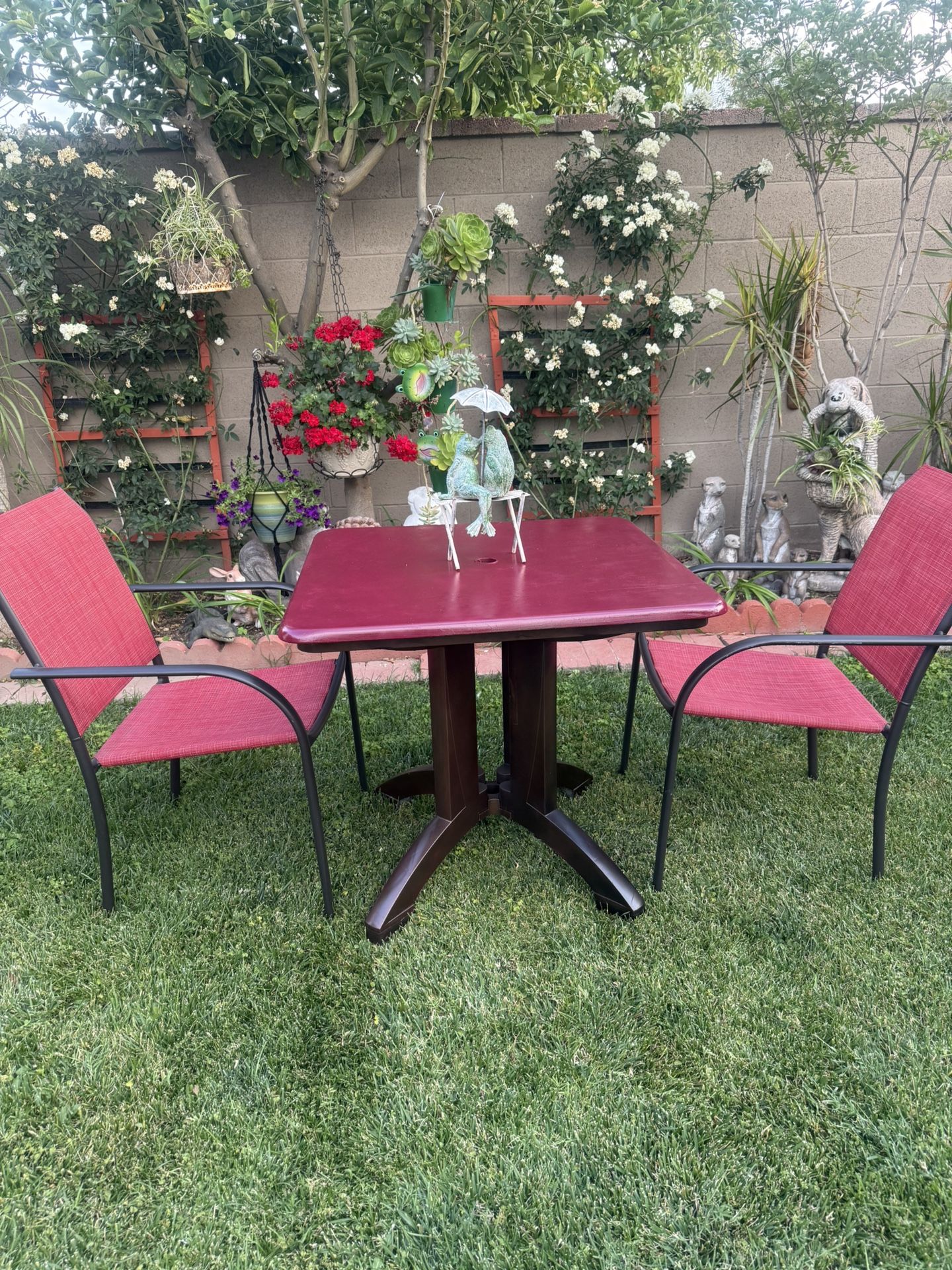 Patio Table With 2 Chairs In Good Condition