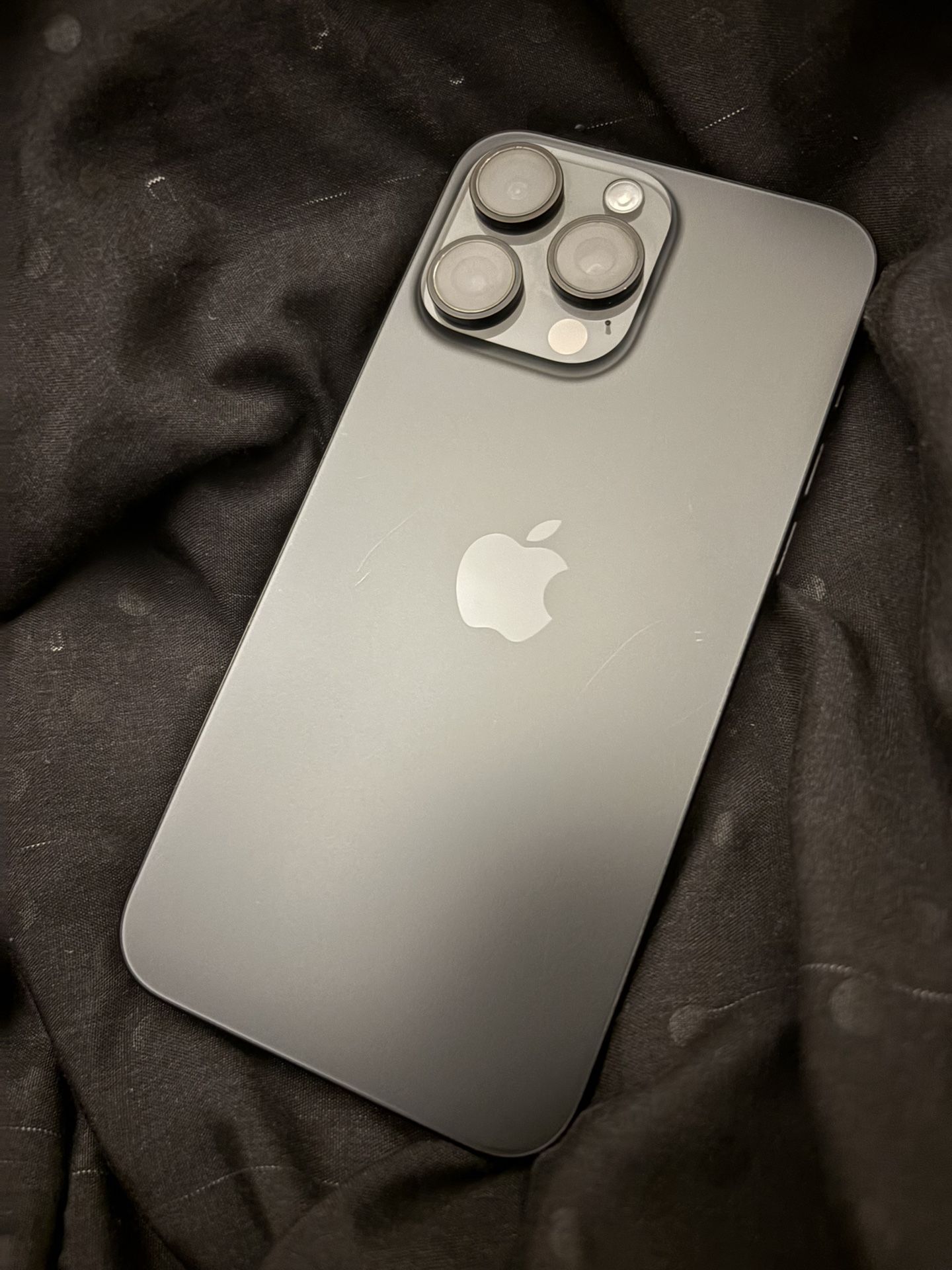 Unlocked iPhone 15 Pro MAX