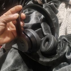 b Solo3