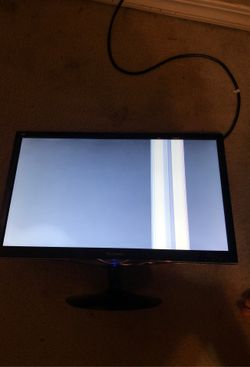 ViewSonic 24 inch gaming monitor (cracked)