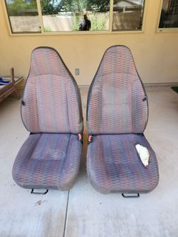 1(contact info removed) Jeep Wrangler TJ front seats w hardware