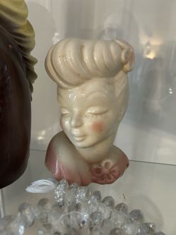 Pretty lady vase retro