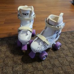 Girls  Adjustable Roller Derby Quad Roller Skates. Size 12 1 2