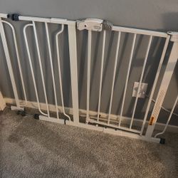 Baby Gate With Expander