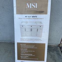MSI Vanity / Sink