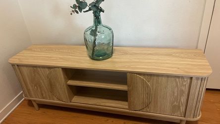 Tv Stand 60”