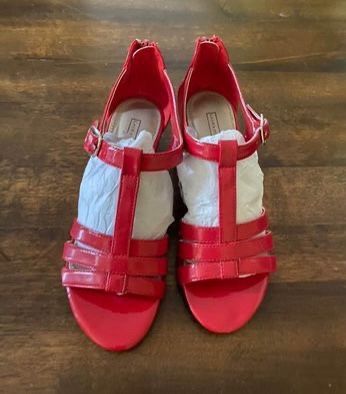 Laura Scott 5.5 Red Patent Leather Wedge Shoes