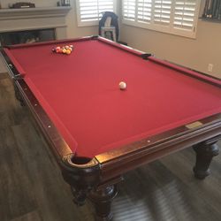 Olhausen Pool Table 9 Ft