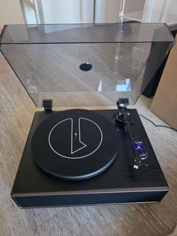 High Quality Turntable/Bluetooth with Dust Cover